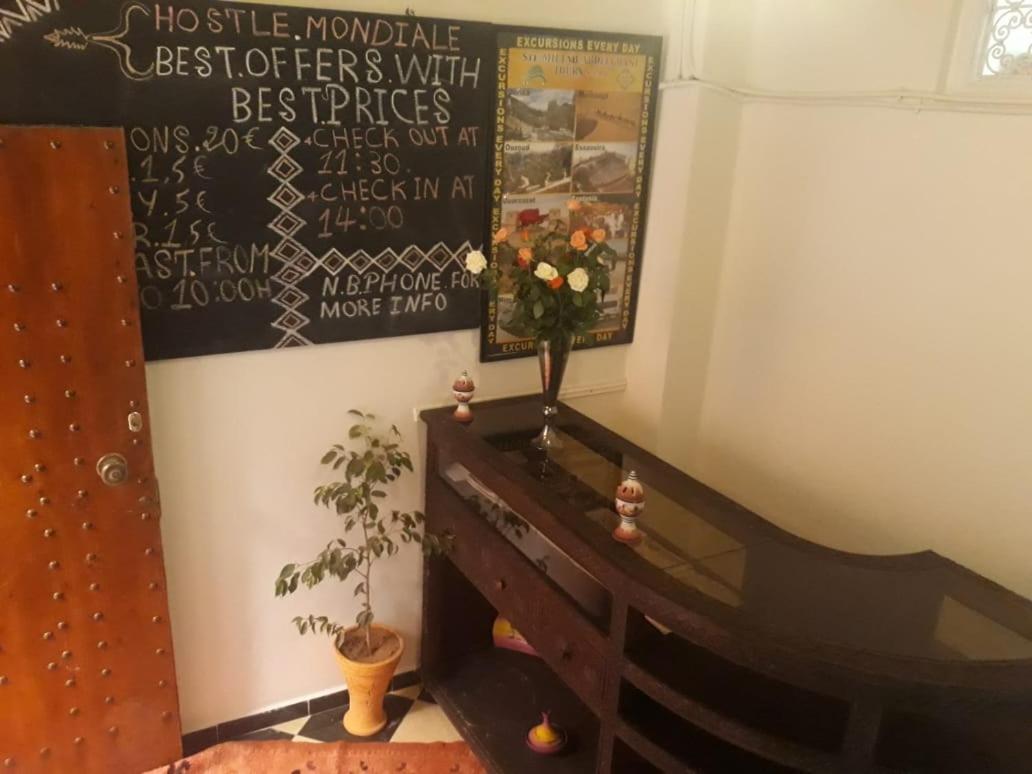 Mondial Hostal